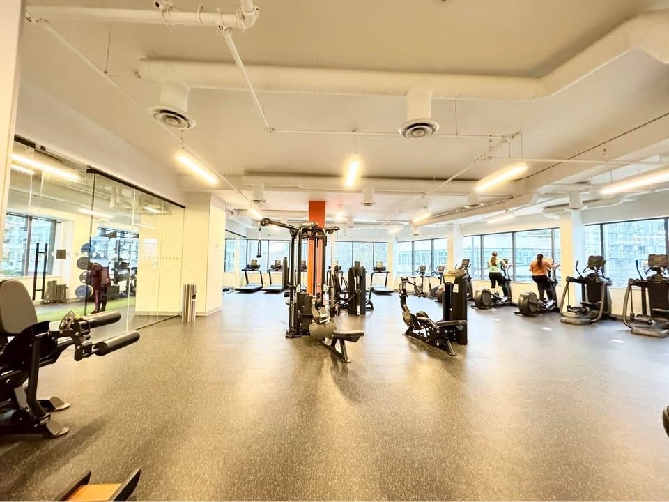 6XX-10448 University Drive, Surrey, BC, V3T 0S7 - 19