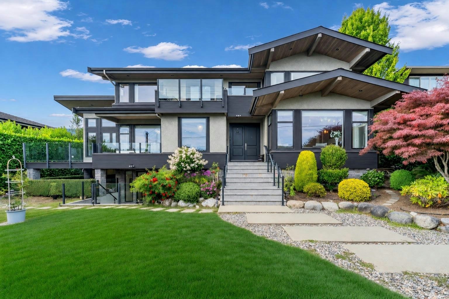 1139 Esquimalt Avenue - 2