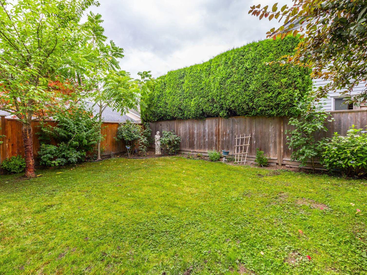 21073 93 Avenue, Langley, BC, V1M 2B3 - 36