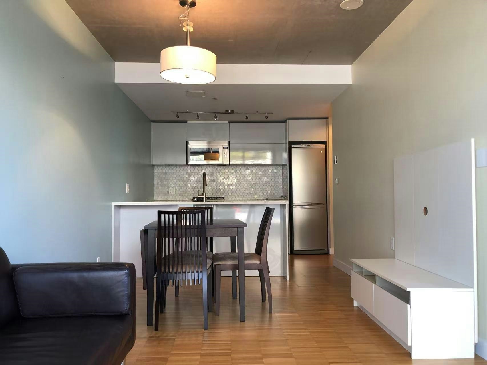 14F-128 W Cordova Street, Vancouver, BC, V6B 0E6 - 3