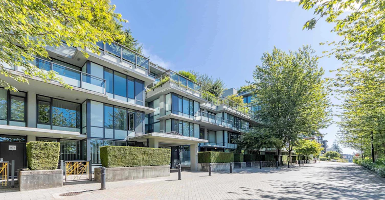 427-9009 Cornerstone Mews, Burnaby, BC, V5A 0B9 - 2