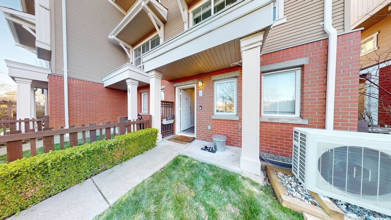 70-19505 68a Avenue, Surrey, BC, V4N 6K3