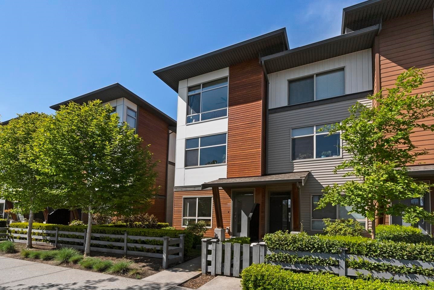 102-8473 163 Street, Surrey, BC, V4N 6M7 - 16