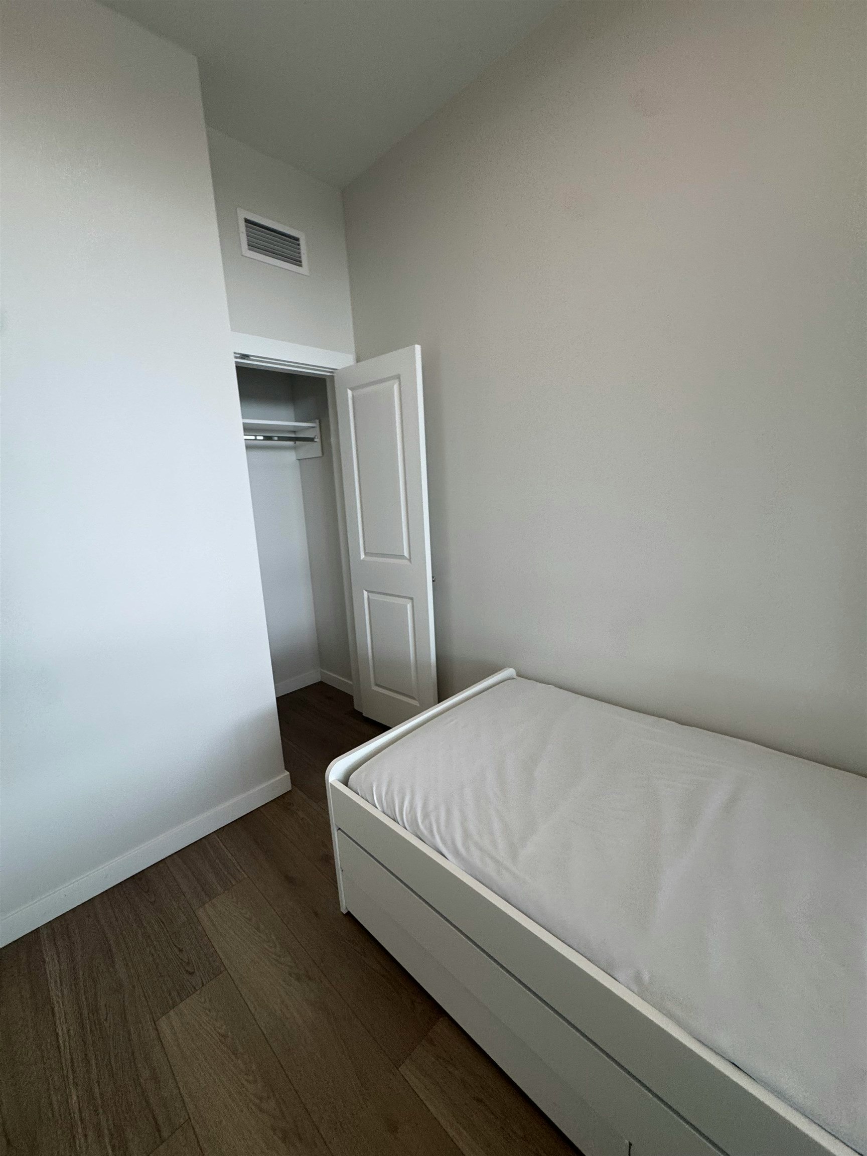 1305-3533 Ross Drive, Vancouver, BC, V6S 0L3 - 3
