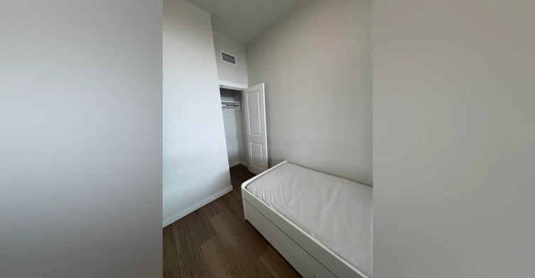 1305-3533 Ross Drive, Vancouver, BC, V6S 0L3 - 3