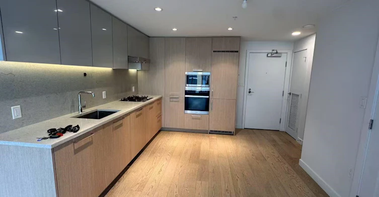 8155 Capstan Way, Richmond, BC, V6X 0V3 - 2