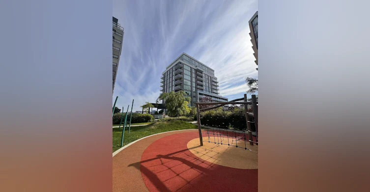 8155 Capstan Way, Richmond, BC, V6X 0V3