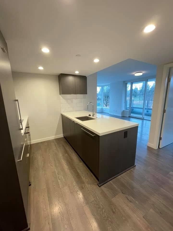304-8238 Lord Street, Vancouver, BC, V6P 0G7 - 2