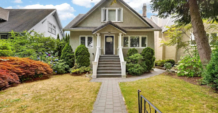 38xx W 20th Avenue, Vancouver, BC, V6S 1G2