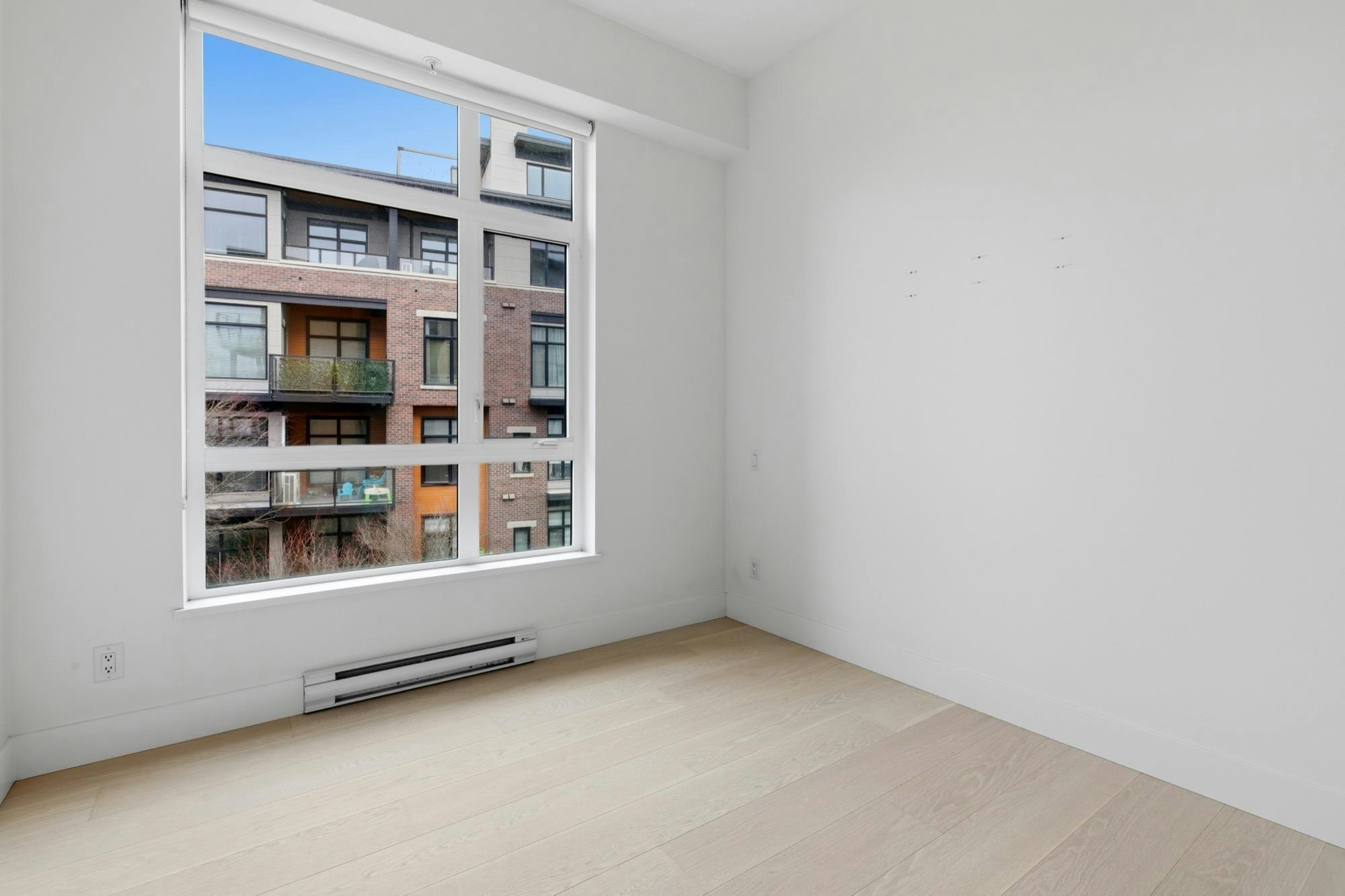 205-300 Salter Street, New Westminster, BC, V3M 0L9 - 11
