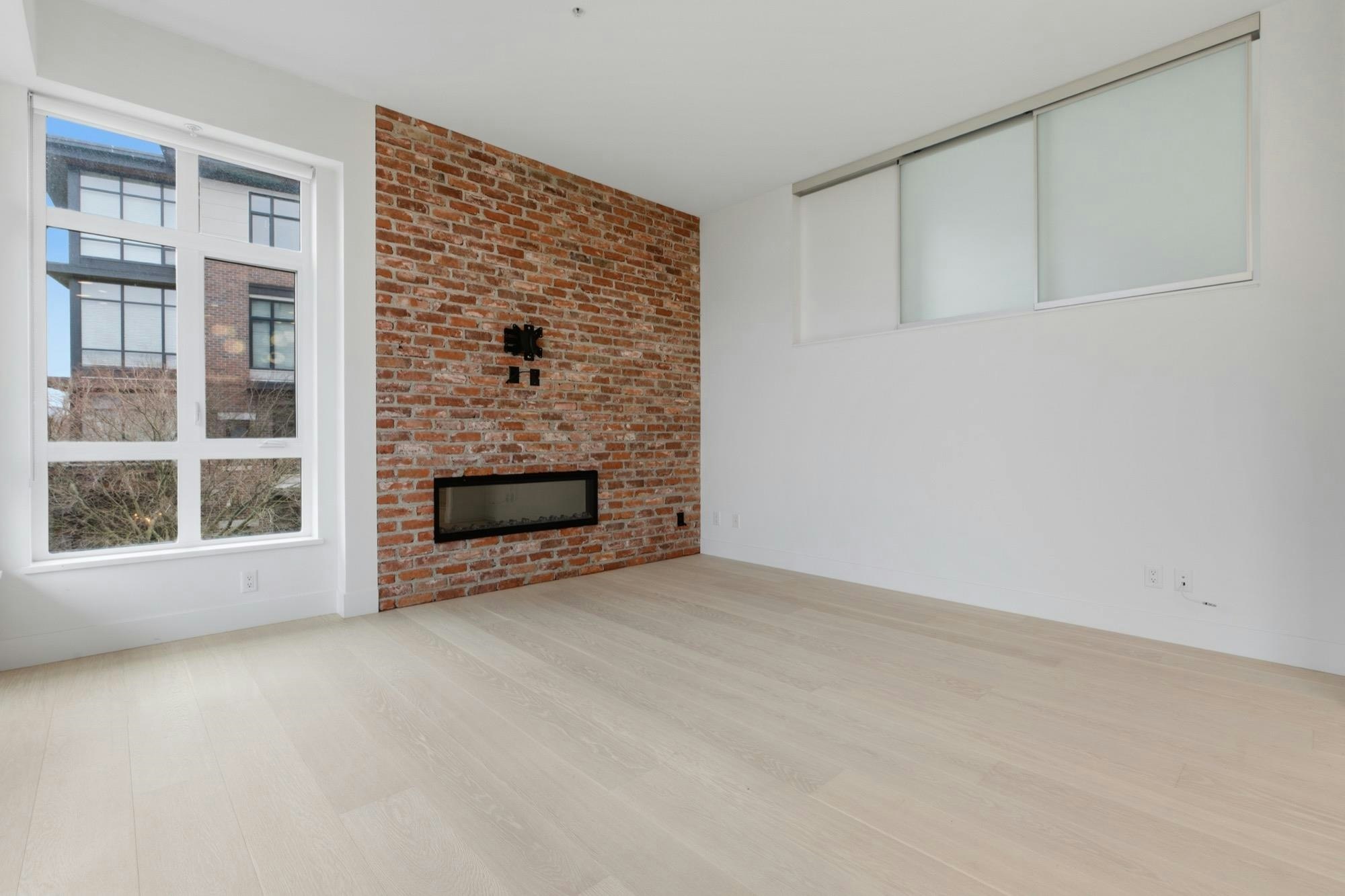 205-300 Salter Street, New Westminster, BC, V3M 0L9 - 6