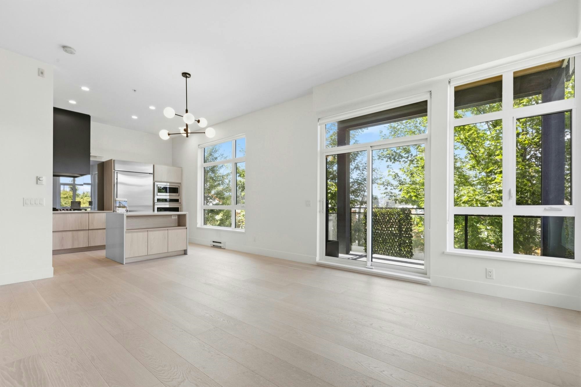 205-300 Salter Street, New Westminster, BC, V3M 0L9 - 7
