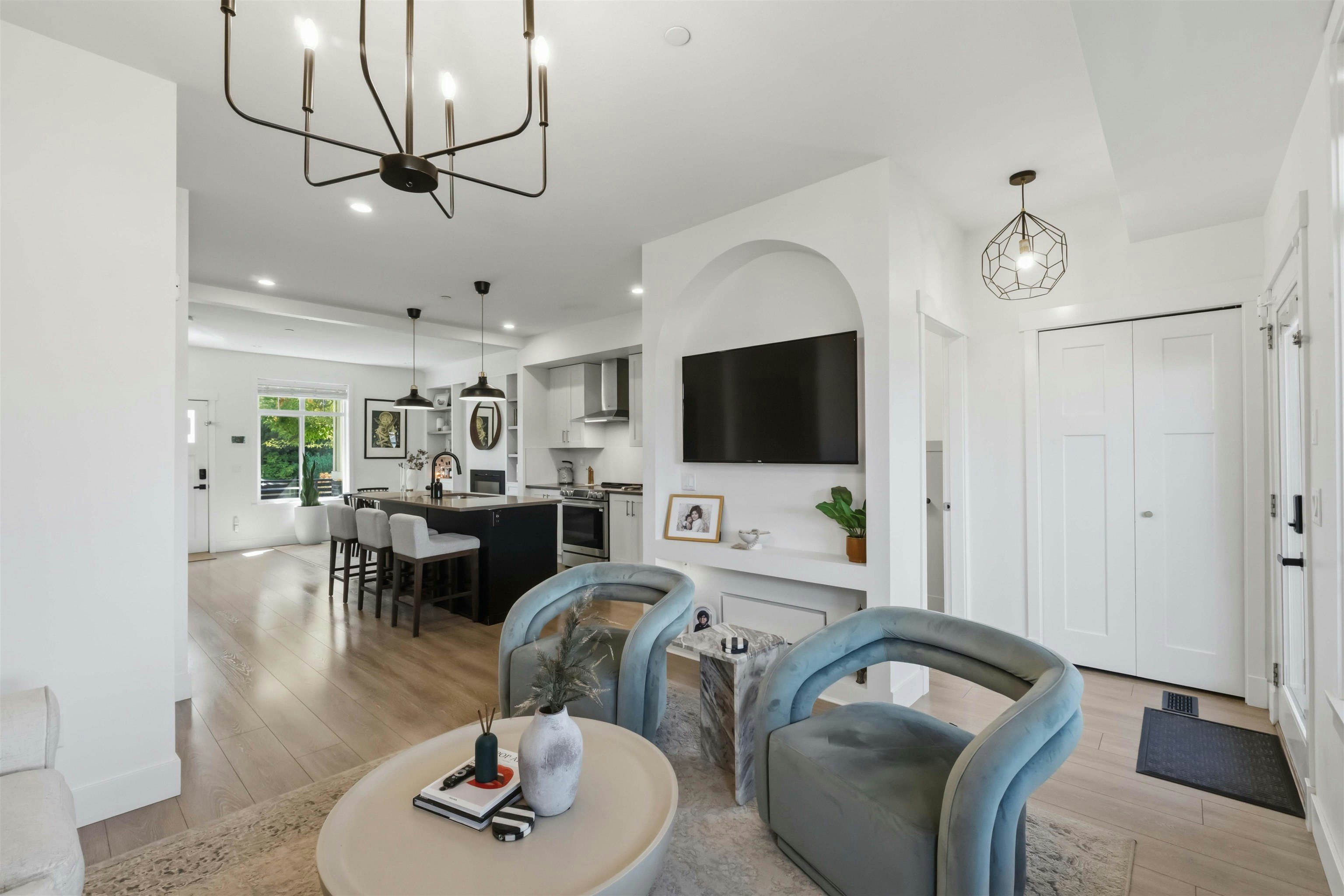 20363 82 Avenue, Langley, BC, V2Y 0S3