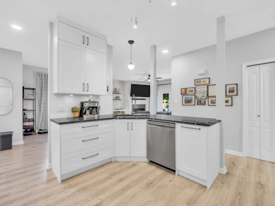 1-21579 88b Avenue - 4