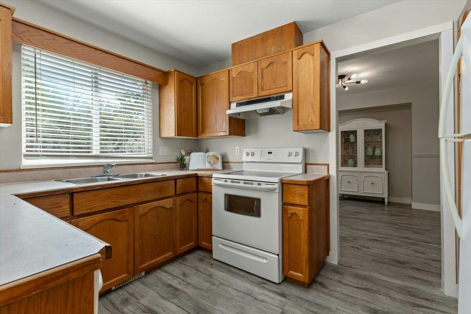 6033 Glenroy Drive, Chilliwack, BC, V2R 2H8 - 12