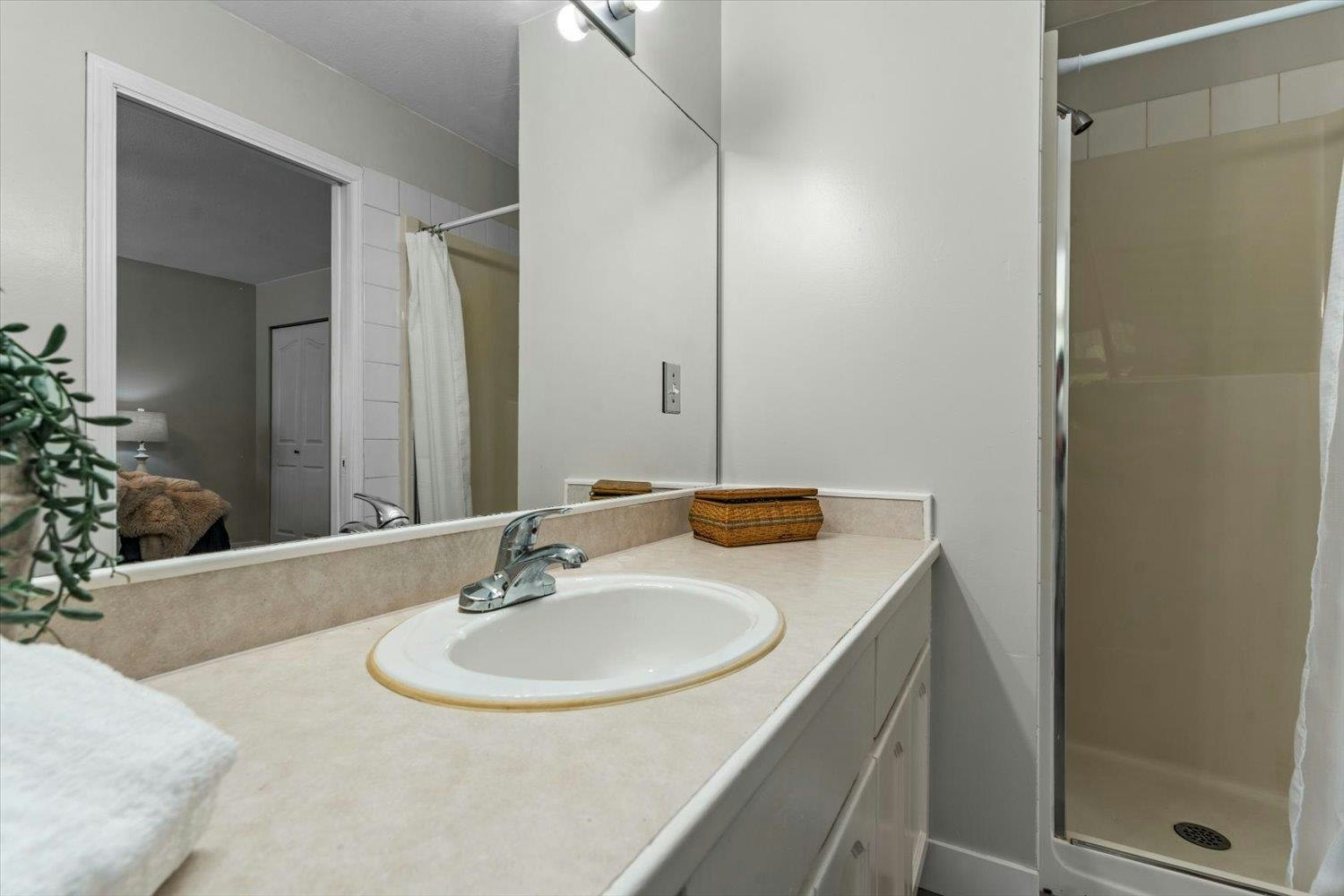 6033 Glenroy Drive, Chilliwack, BC, V2R 2H8 - 23