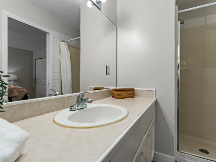6033 Glenroy Drive, Chilliwack, BC, V2R 2H8 - 23