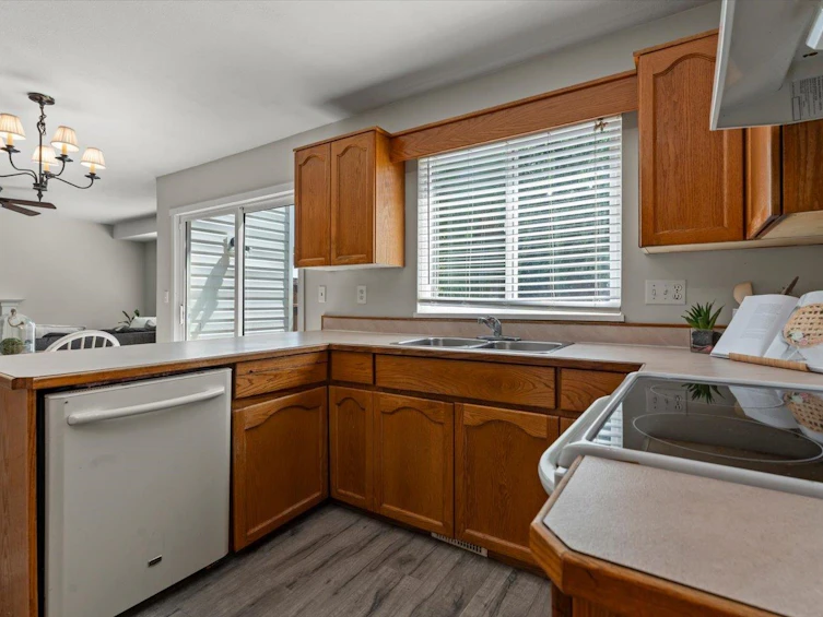 6033 Glenroy Drive, Chilliwack, BC, V2R 2H8 - 13