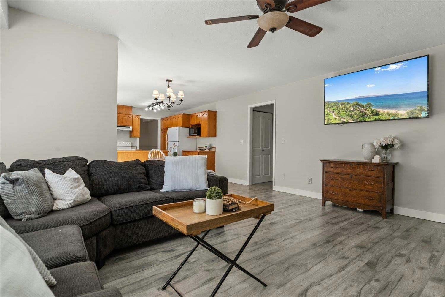 6033 Glenroy Drive, Chilliwack, BC, V2R 2H8 - 10