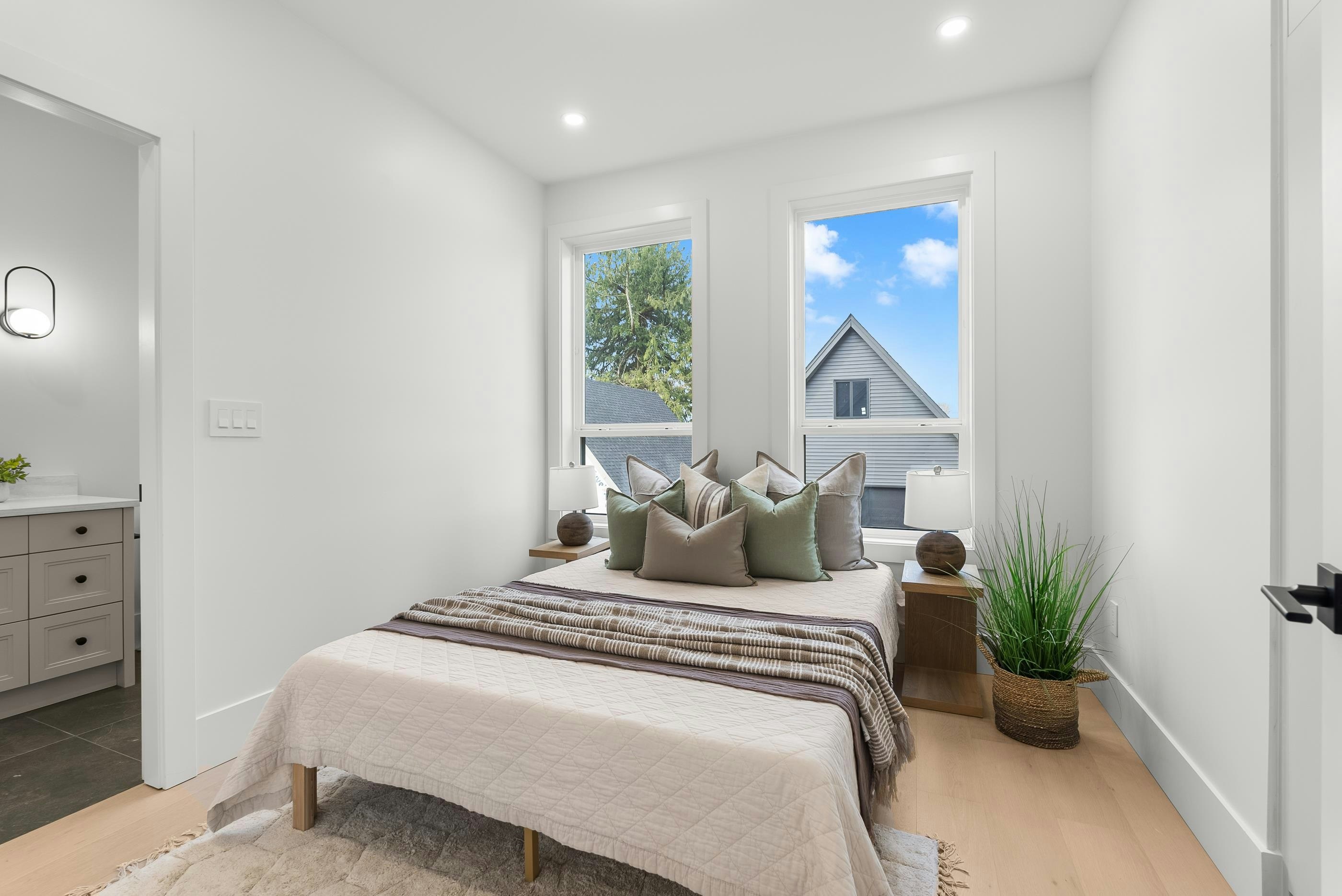 23709 40 Avenue, Langley, BC, V2Z 2J9 - 23