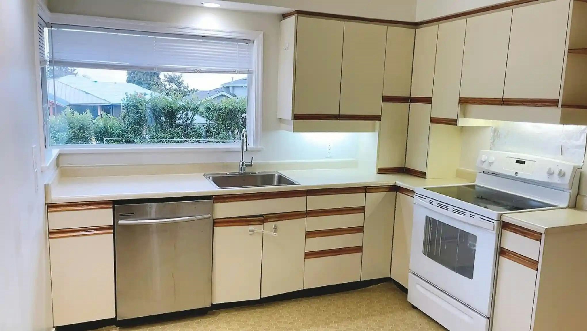2308 Jefferson Avenue, West Vancouver, BC, V7V 2B2 - 6