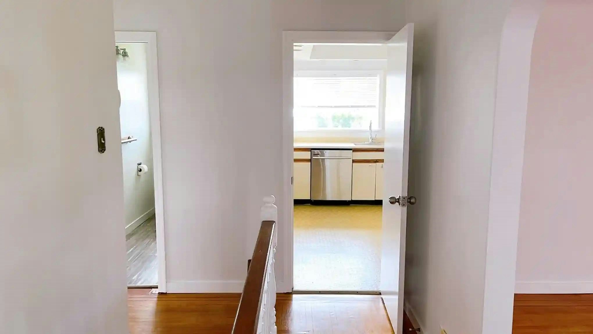 2308 Jefferson Avenue, West Vancouver, BC, V7V 2B2 - 5