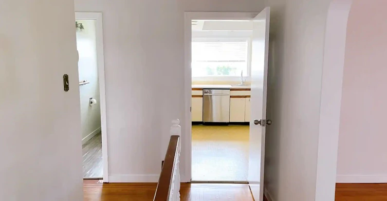2308 Jefferson Avenue, West Vancouver, BC, V7V 2B2 - 5
