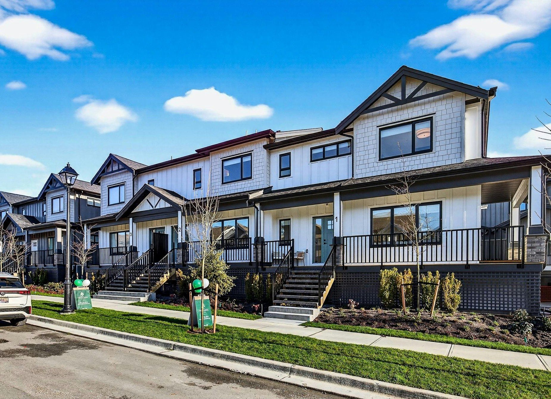 16-6828 208a Street, Langley, BC, V2Y 0M3