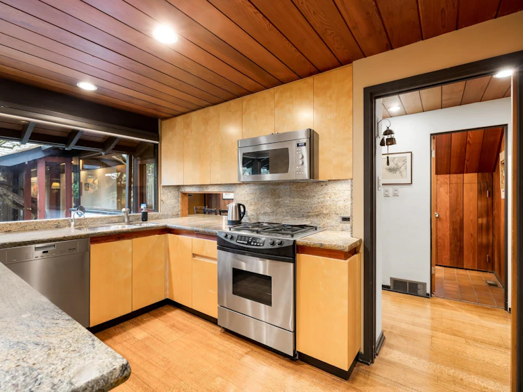 6821 Laurel Street, Vancouver, BC, V6P 3T6 - 15