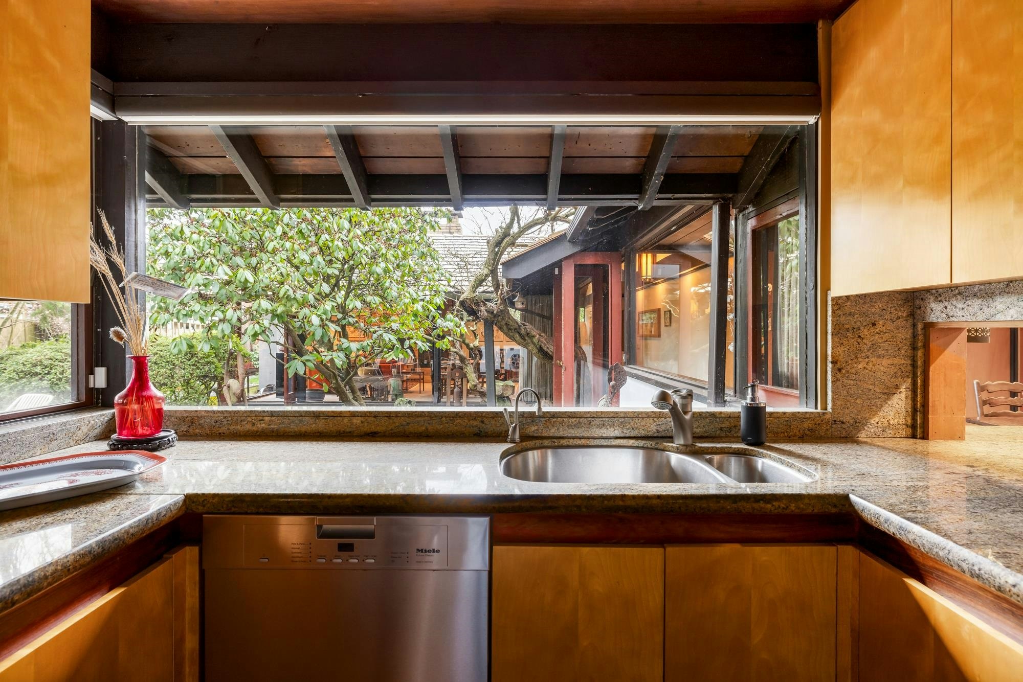 6821 Laurel Street, Vancouver, BC, V6P 3T6 - 14