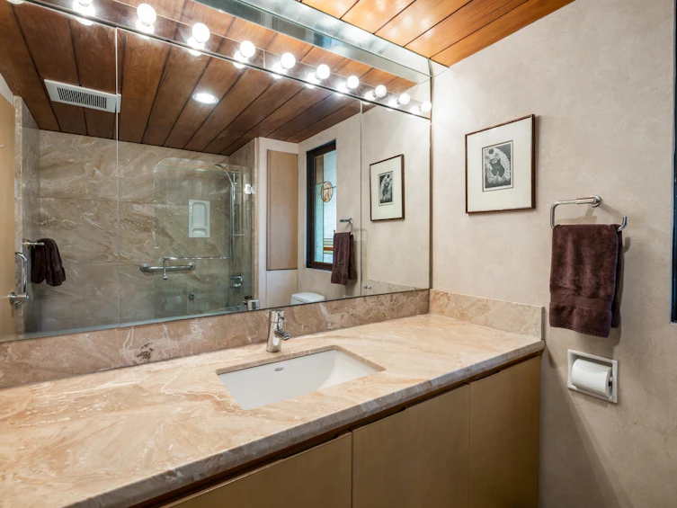 6821 Laurel Street, Vancouver, BC, V6P 3T6 - 38