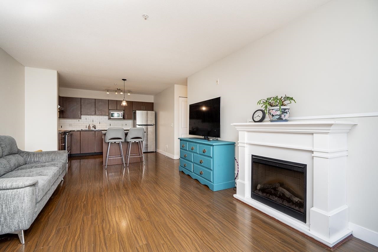 208-12075 228 Street, Maple Ridge, BC, V2X 6M2 - 10