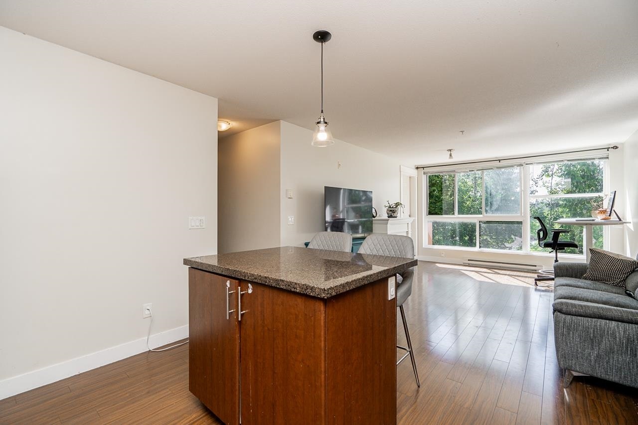 208-12075 228 Street, Maple Ridge, BC, V2X 6M2 - 14