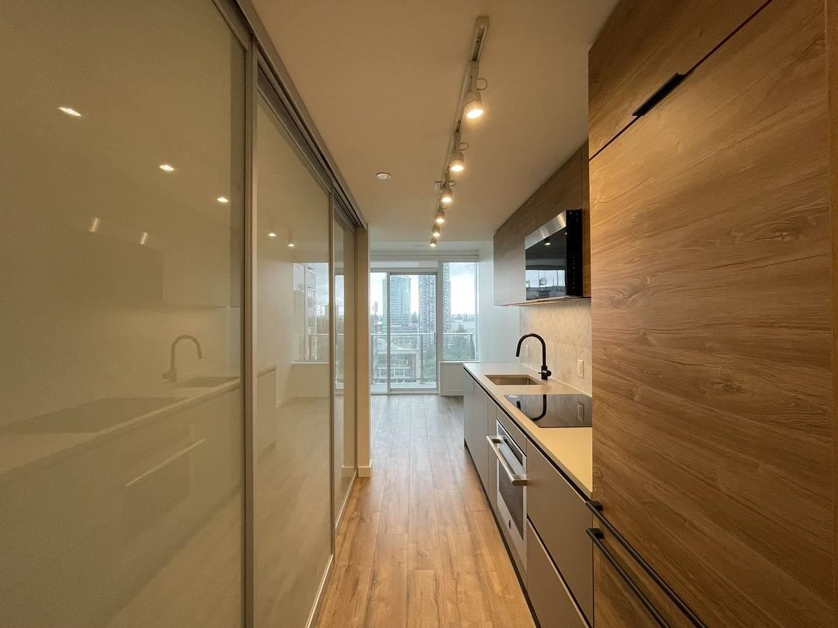 16XX-13428 105 Ave, Surrey, BC, V3T 4B2 - 11