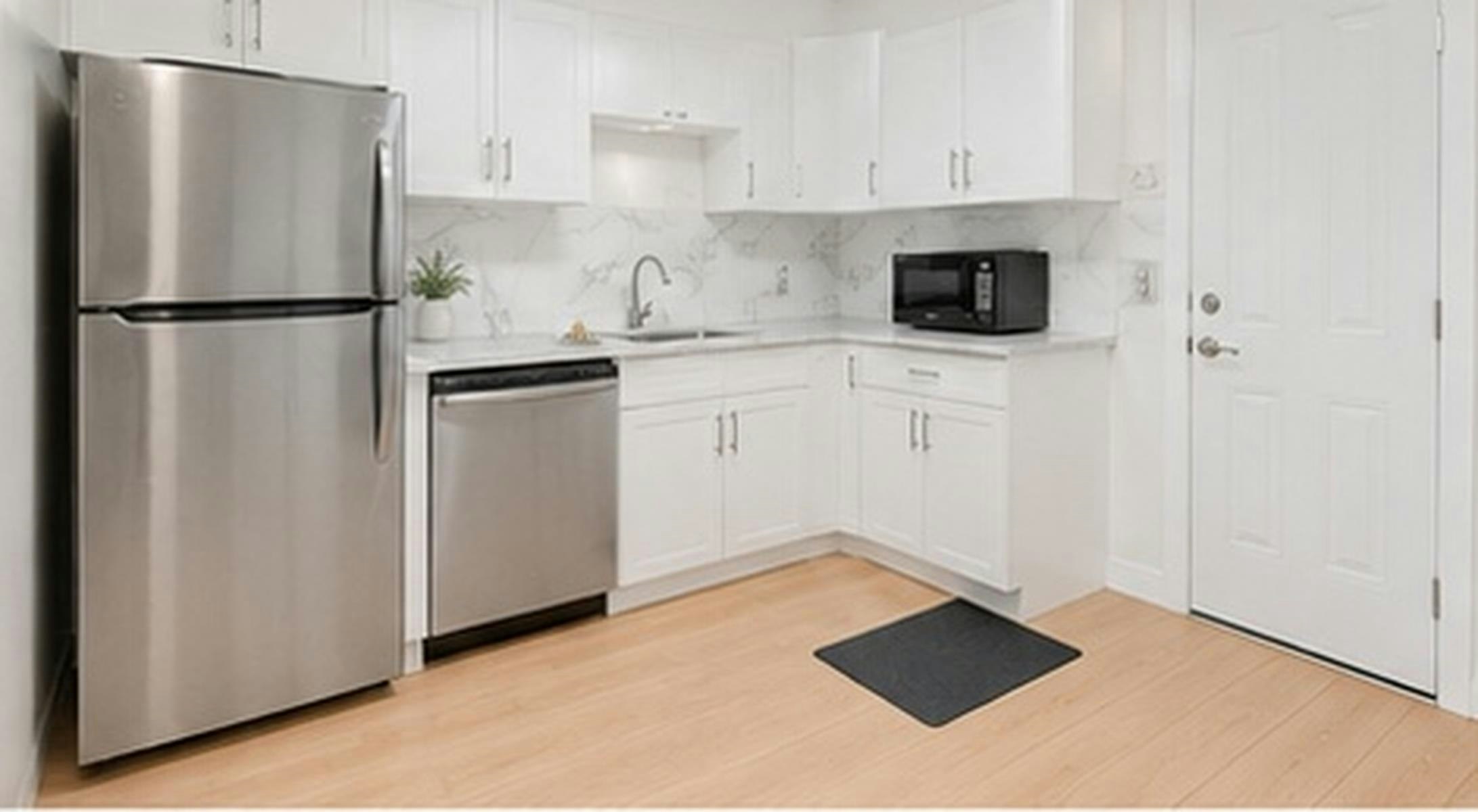 6722 124 Street, Surrey, BC, V3W 0Z7 - 10