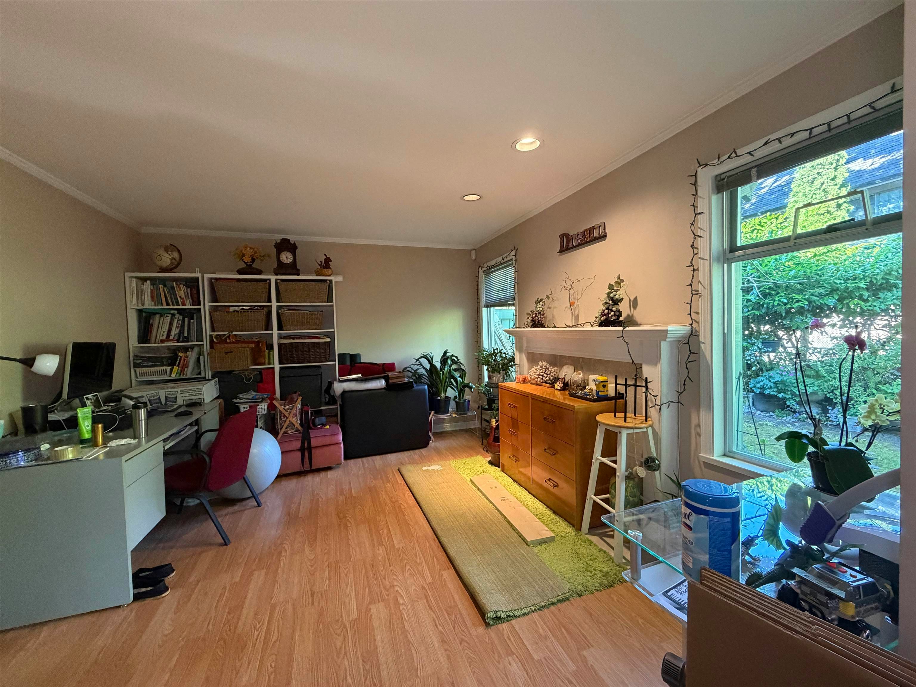 5-7130 Barnet Road, Burnaby, BC, V5A 4S4 - 3