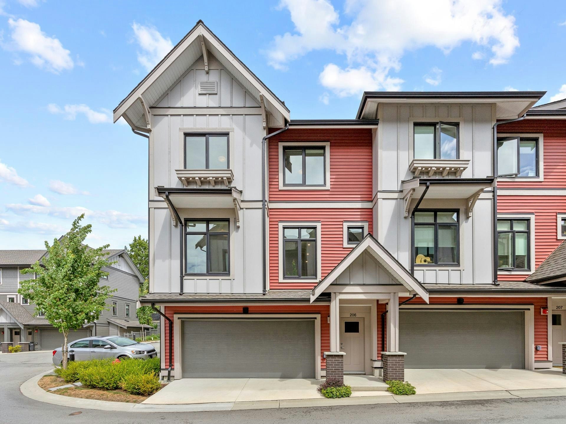 206-6951 204 Street, Langley, BC, V2Y 3K9