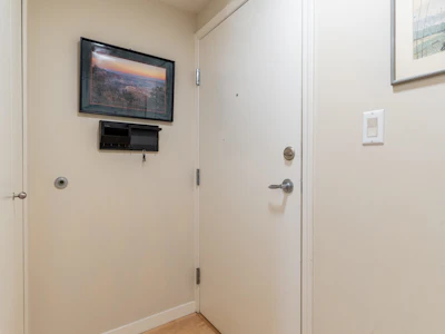 411-1367 Alberni Street - 4
