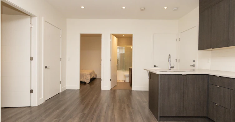 Suite-7230 Kitchener Street, Burnaby, BC, V5A 1L6 - 5