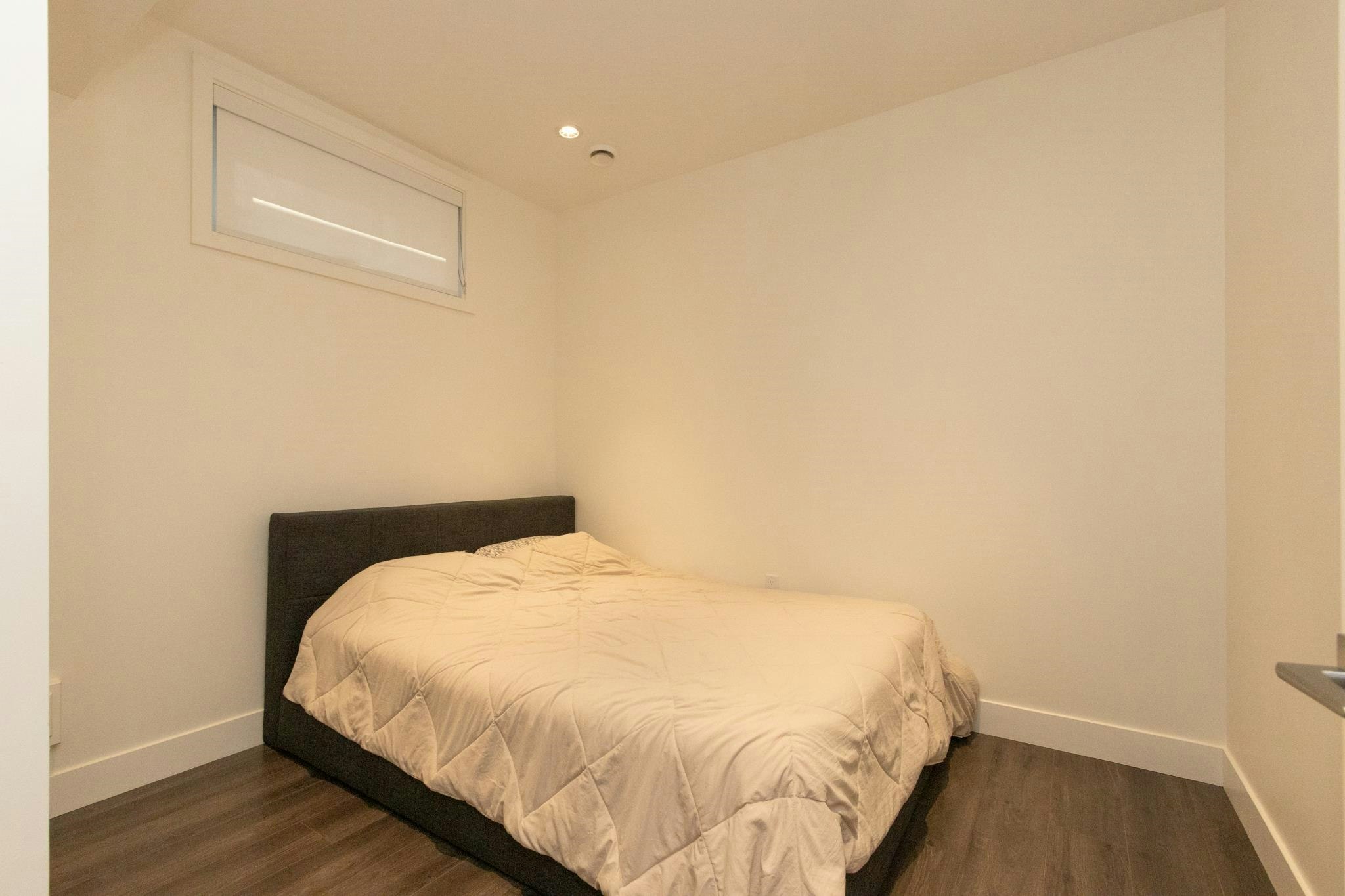 Suite-7230 Kitchener Street, Burnaby, BC, V5A 1L6 - 6