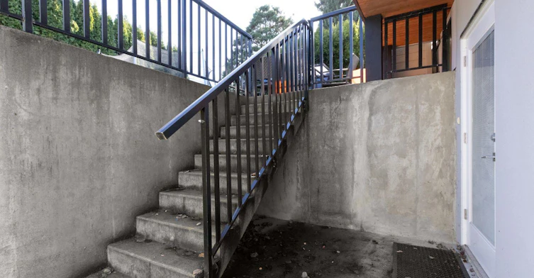 Suite-7230 Kitchener Street, Burnaby, BC, V5A 1L6 - 10