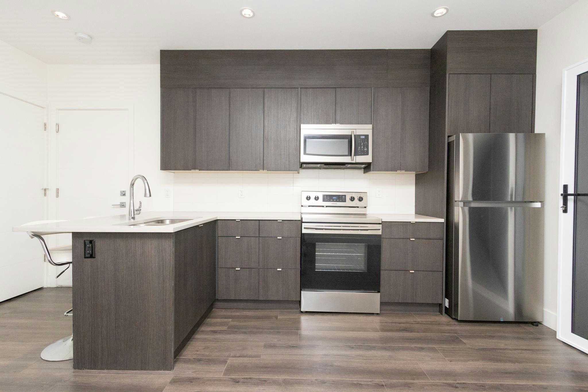 Suite-7230 Kitchener Street, Burnaby, BC, V5A 1L6 - 12