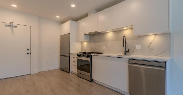 206-13238 105 Avenue, Surrey, BC, V3T 0W1 - 5