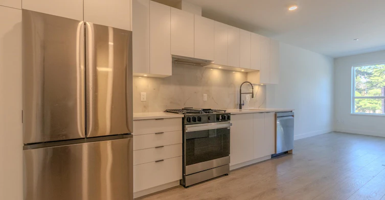 206-13238 105 Avenue, Surrey, BC, V3T 0W1 - 13
