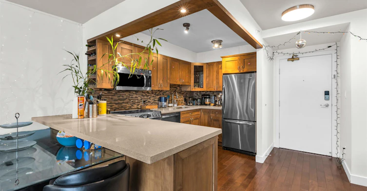 2001-950 Cambie Street, Vancouver, BC, V6B 5X5 - 6