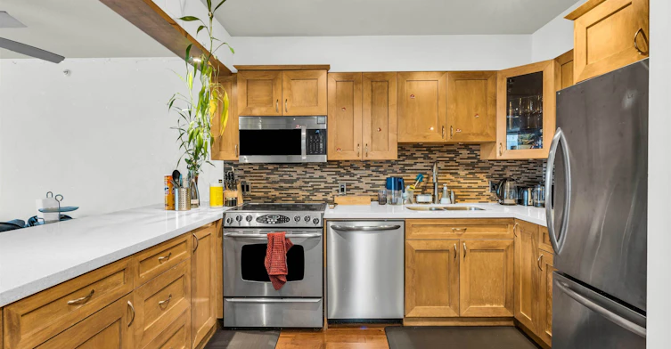 2001-950 Cambie Street, Vancouver, BC, V6B 5X5 - 7