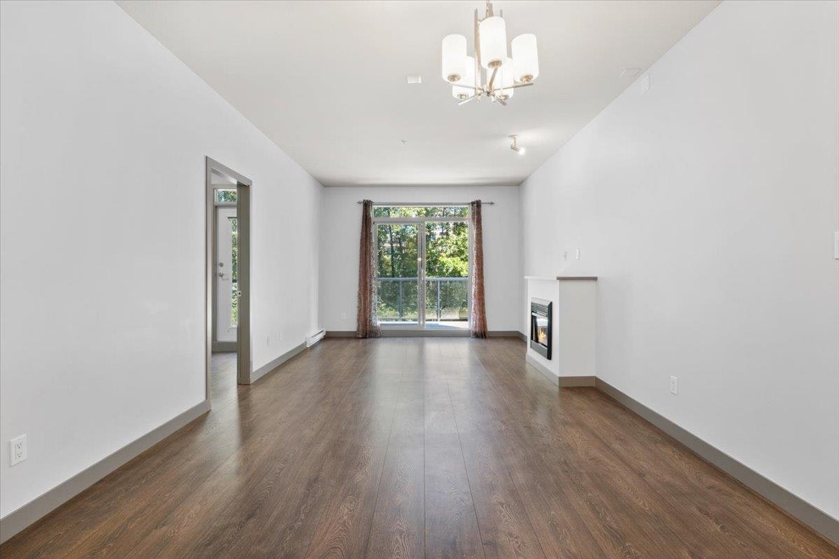 312-100 Capilano Road - 2