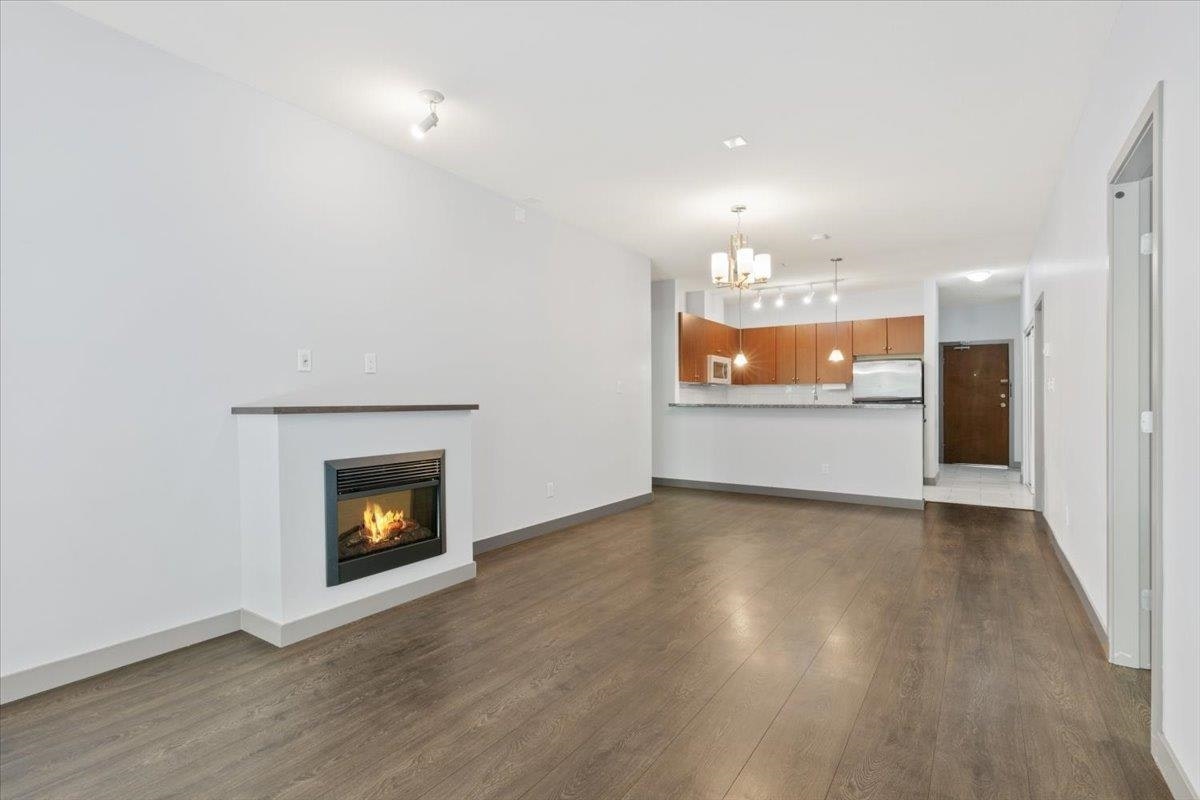 312-100 Capilano Road, Port Moody, BC, V3H 5M9 - 7