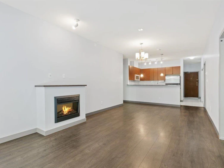 312-100 Capilano Road, Port Moody, BC, V3H 5M9 - 7
