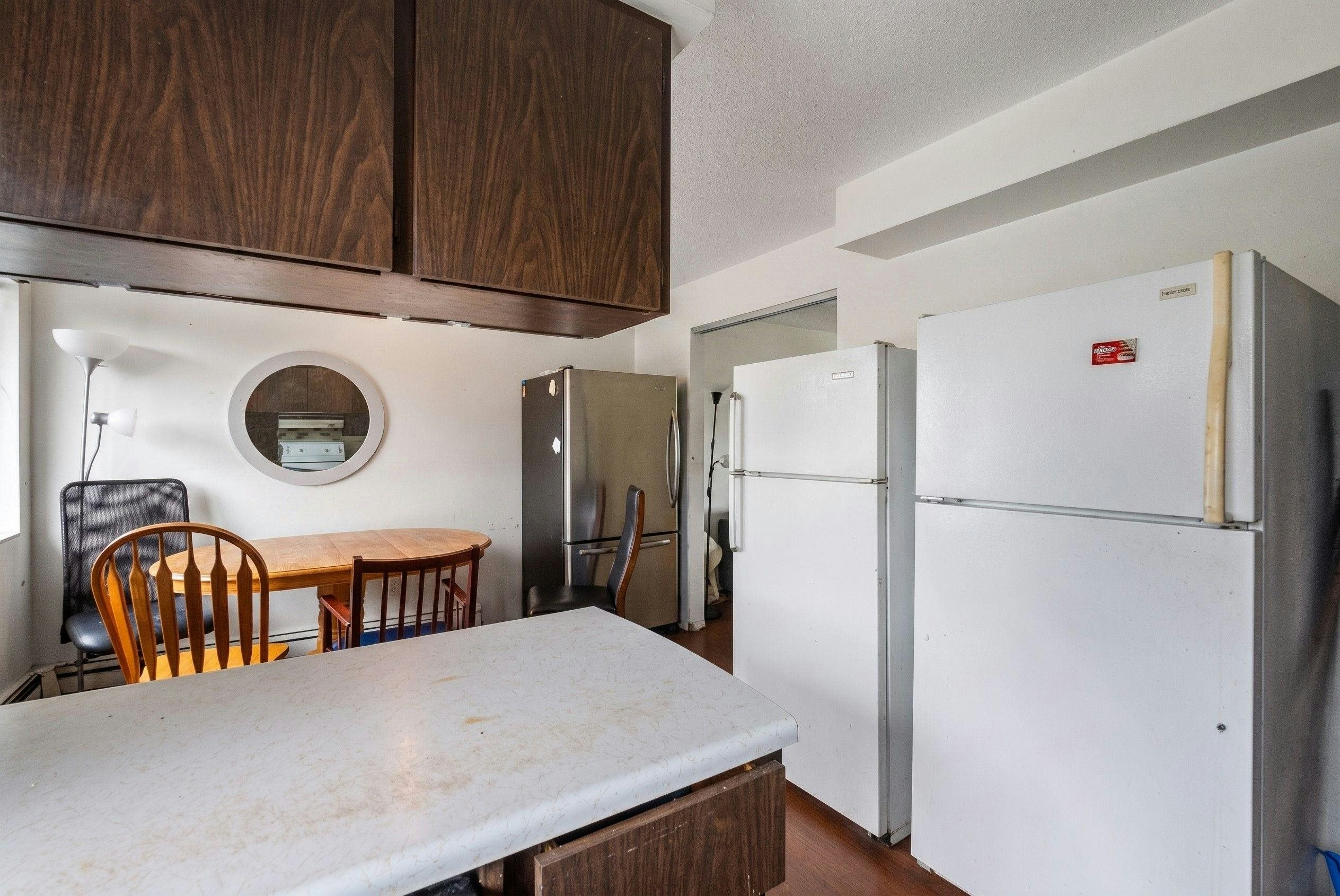 14042 110 Avenue, Surrey, BC, V3R 1Z2 - 11